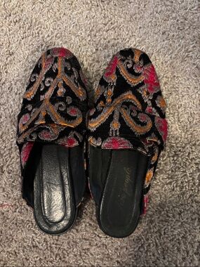 Free People - Black Velvet Embroidered Slip-On Mules